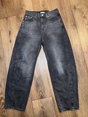 Levi's® Women's Cinch Barrel Jeans